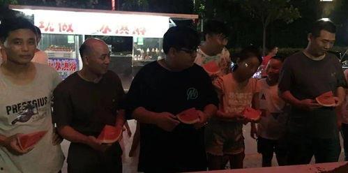 网红吃瓜群众图片真实 第3张 网红吃瓜群众图片真实 第3张